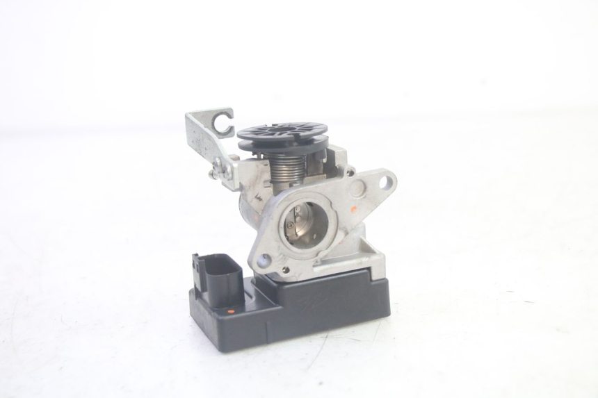 photo de INJECTION PEUGEOT KISBEE 4T 50 (2018 - 2022) - Zoom état d’usage