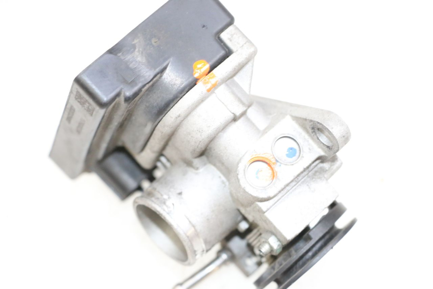 photo de INJECTION PEUGEOT KISBEE 4T 50 (2018 - 2022) - Autre angle de vue