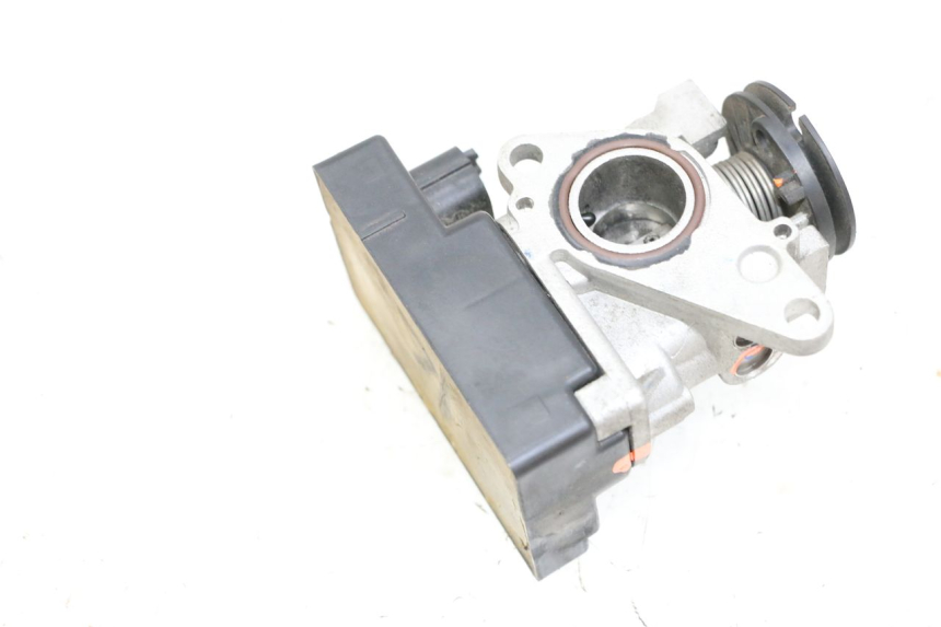 photo de INJECTION PEUGEOT KISBEE 4T 50 (2018 - 2022) - Gros plan technique