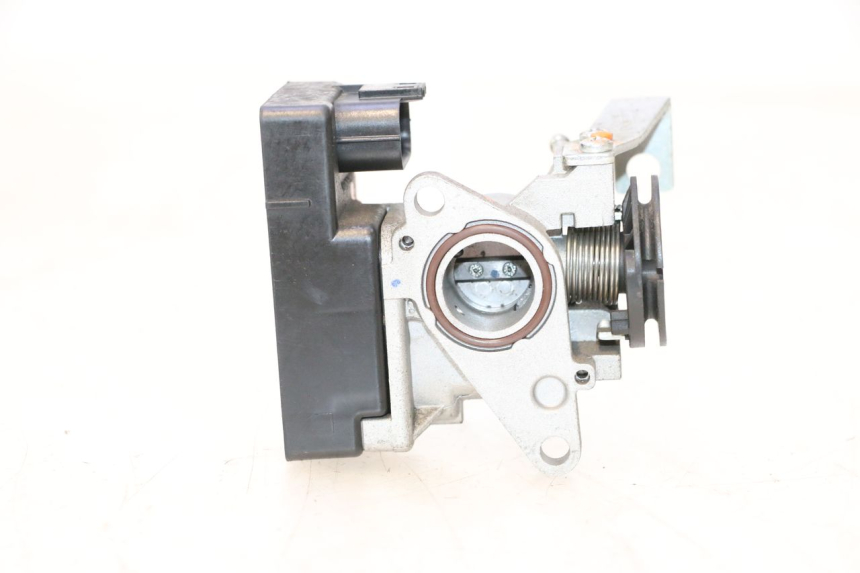 photo de INJECTION PEUGEOT KISBEE 4T 50 (2018 - 2022) - Gros plan technique