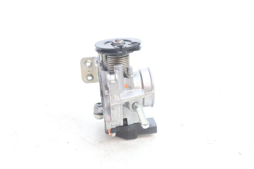 photo de INJECTION YAMAHA N-MAX NMAX 125 (2021 - 2024) - Autre angle de vue