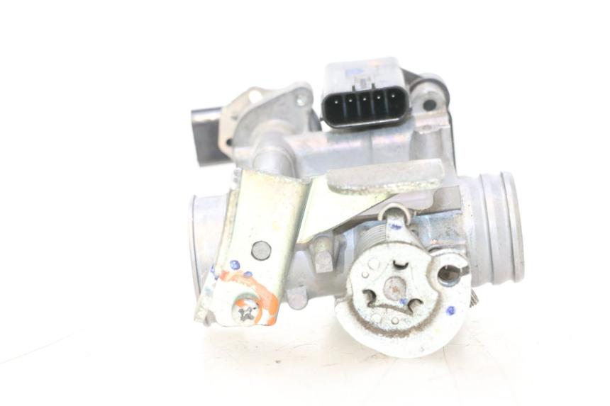 photo de INJECTION HONDA PCX (JF28) 125 (2009 - 2011) - Autre angle de vue