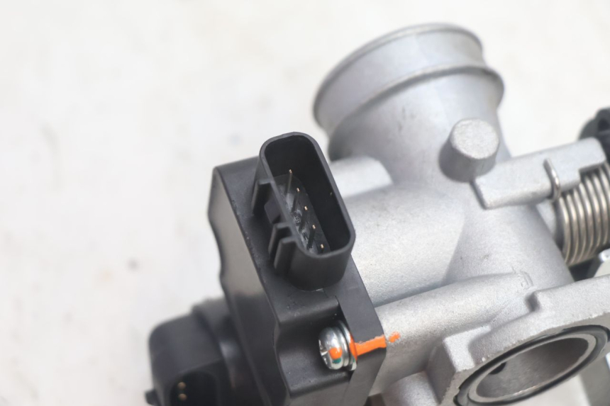 photo de INJECTION JM MOTORS R-MAX TECH 50 (2024 - 2026) - Vue d’ensemble