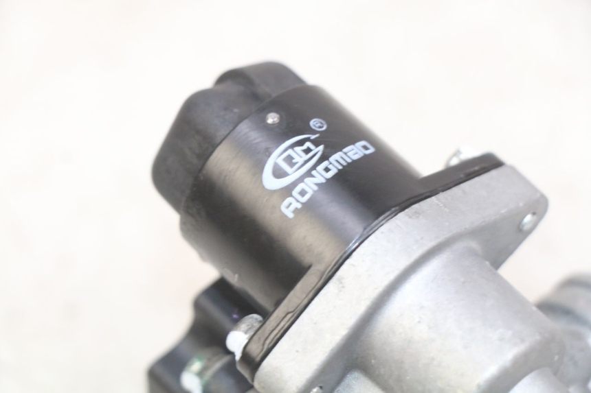 photo de INJECTION TNT MOTOR ROMA 10' 4T 50 (2019 - 2022) - Gros plan technique