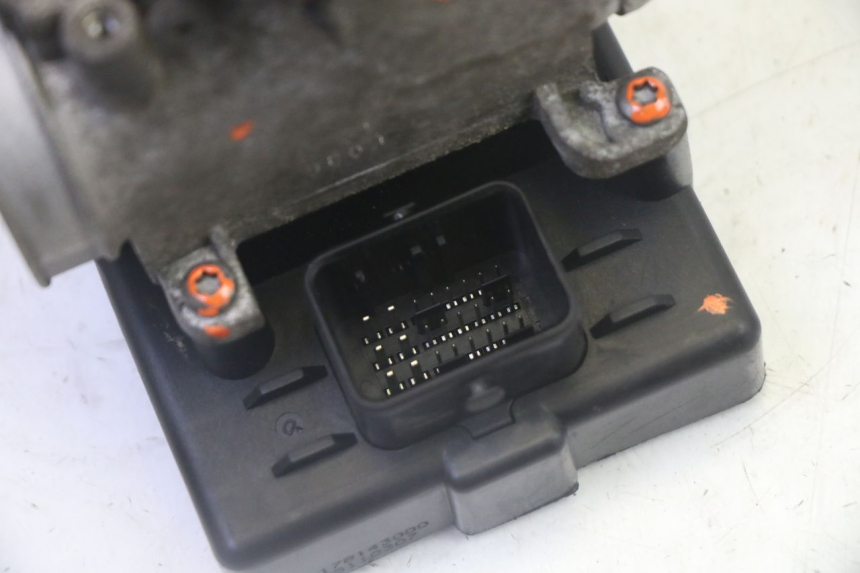 photo de INJECTION PEUGEOT SATELIS 125 (2010 - 2012)