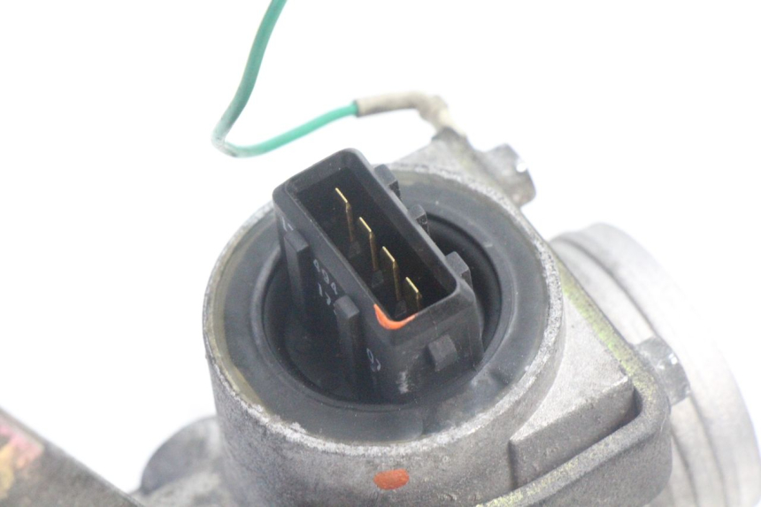 photo de INJECTION PEUGEOT SATELIS 125 (2006 - 2009) - Points de fixation