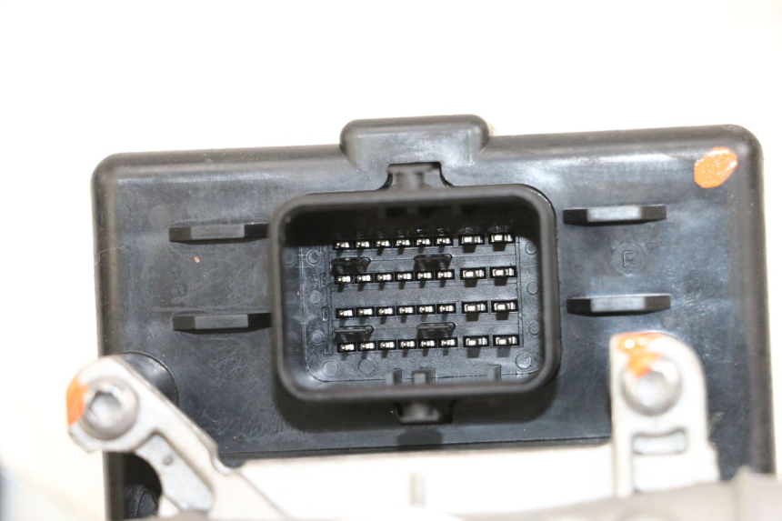 photo de INJECTION PEUGEOT STREETZONE I 2T 50 (2018 - 2020) - Gros plan technique