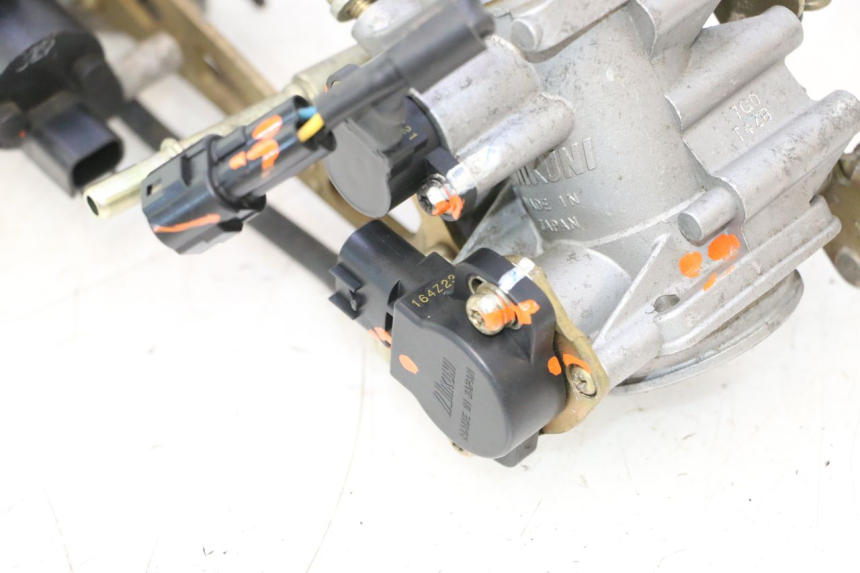 photo de INJECTION SUZUKI SV S 650 (2003 - 2009) - Pièce contrôlée