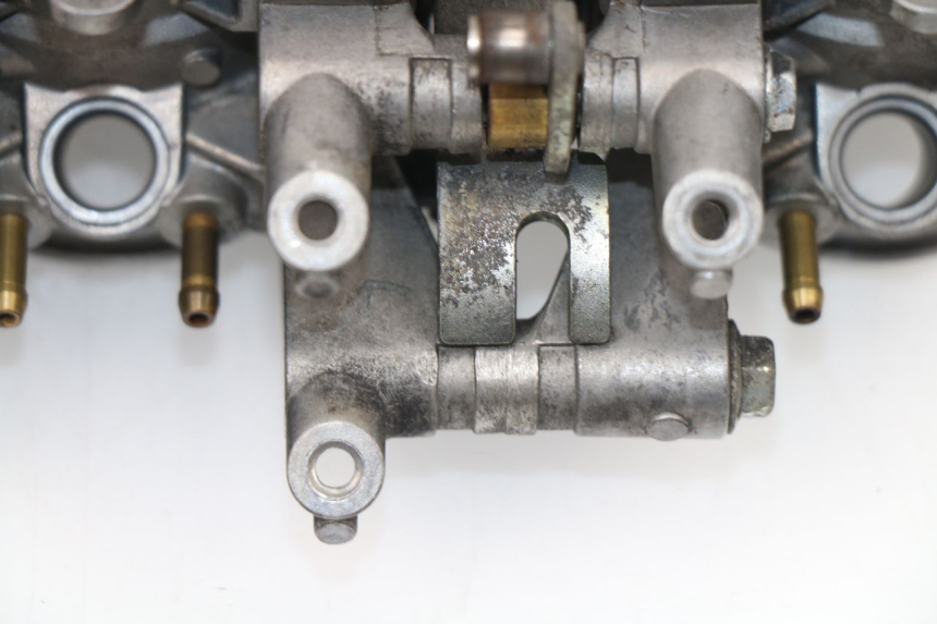 photo de INJECTION TRIUMPH STREET TRIPLE 675 (2007 - 2012)
