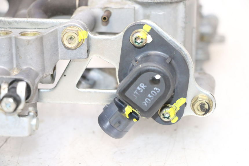 photo de INJECTION HONDA VFR FI RC46 800 (1998 - 2001) - Détails caractéristiques
