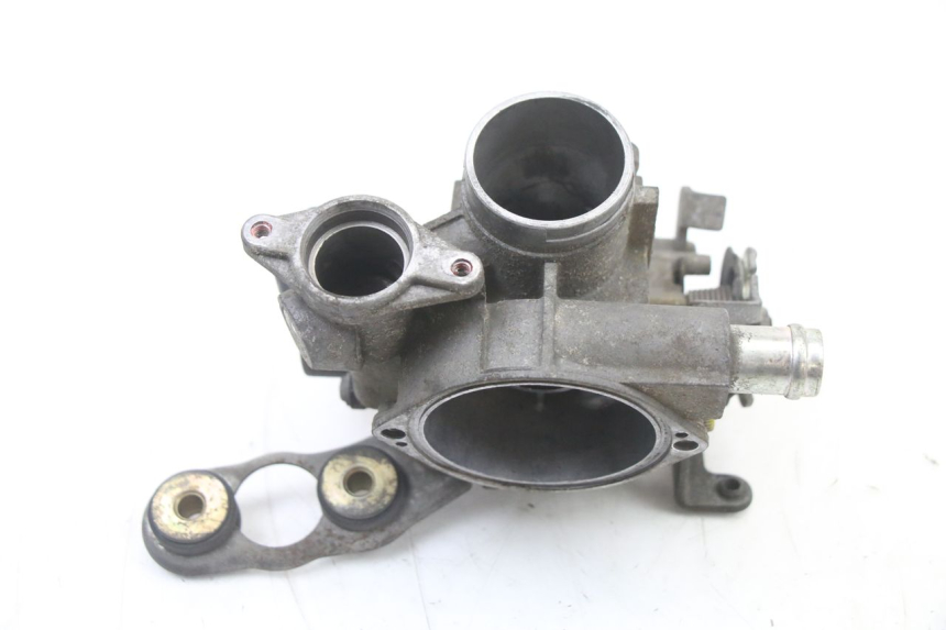 photo de INJECTION YAMAHA X-MAX XMAX ABS 250 (2010 - 2012) - Points de fixation