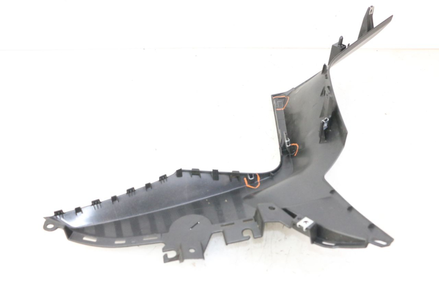 photo de INTERIEUR TETE FOURCHE DROIT YAMAHA XMAX X-MAX 125 (2021 - 2025) - Pièce contrôlée