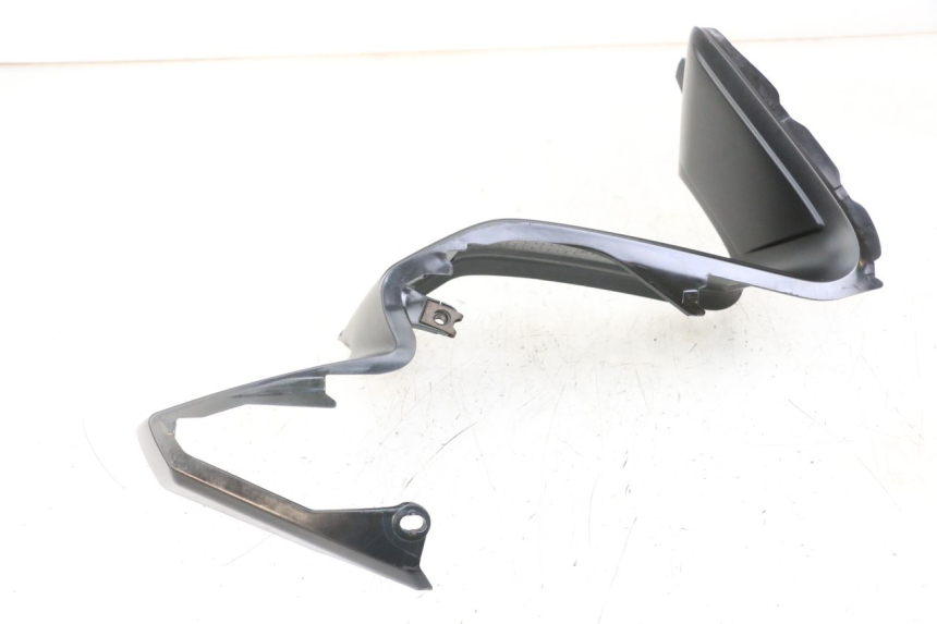 photo de INTERIEUR TETE FOURCHE DROIT YAMAHA FZ1 FAZER 1000 (2007 - 2009) - Vue rapprochée