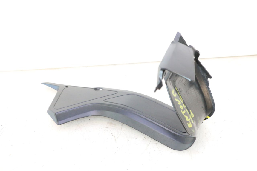 photo de INTERIEUR TETE FOURCHE GAUCHE YAMAHA FZ8 800 (2010 - 2016) - Autre angle de vue