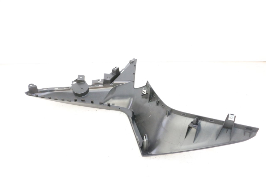 photo de INTERIEUR TETE FOURCHE GAUCHE YAMAHA XMAX X-MAX 125 (2021 - 2025)