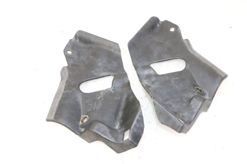 photo de INTERIEUR TETE DE FOURCHE TRIUMPH SPRINT 900 (1995 - 1998)