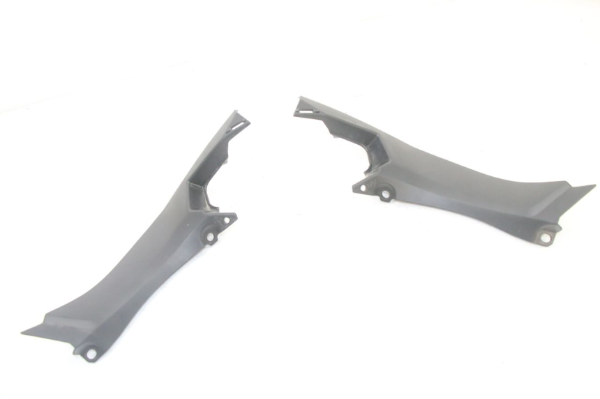 photo de INTERIEUR TETE DE FOURCHE YAMAHA TRACER 7 700 (2020 - 2024)