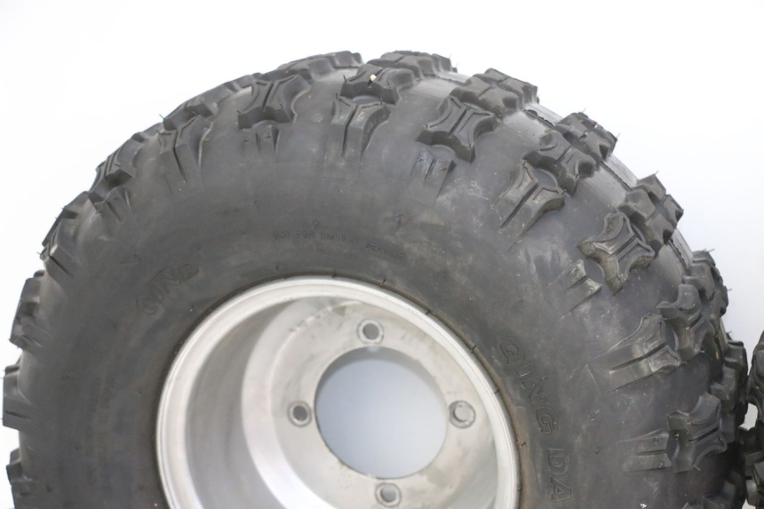 photo de JANTE ARRIÈRE ET PNEU ANGELL ENFANT 1 - Zoom composants