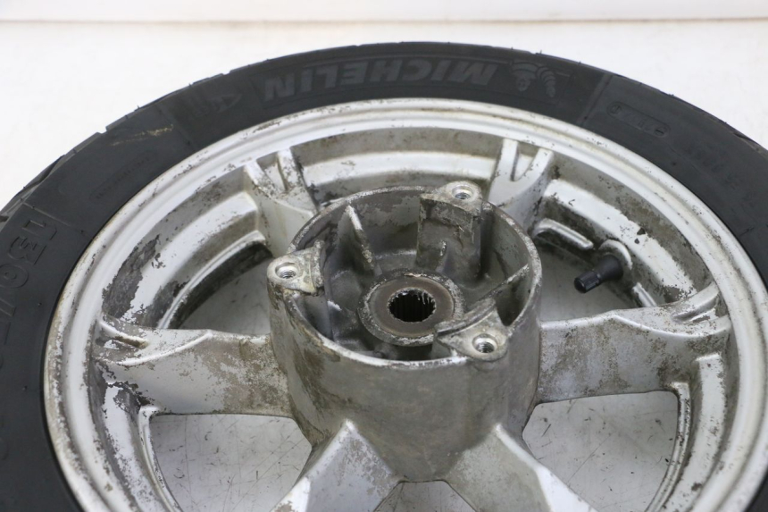 photo de JANTE ARRIÈRE ET PNEU SUZUKI BURGMAN 125 (2007 - 2014)