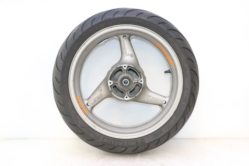 photo de JANTE ARRIÈRE ET PNEU HONDA CB F HORNET 600 (2005 - 2006) - Vue principale