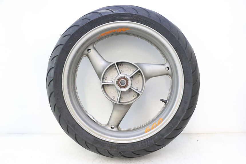 photo de JANTE ARRIÈRE ET PNEU HONDA CB F HORNET 600 (2005 - 2006) - Vue produit