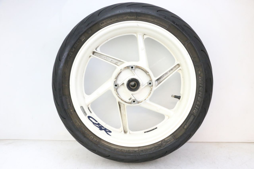 photo de JANTE ARRIÈRE ET PNEU HONDA CBR RR FIREBLADE 900 (1992 - 1994)