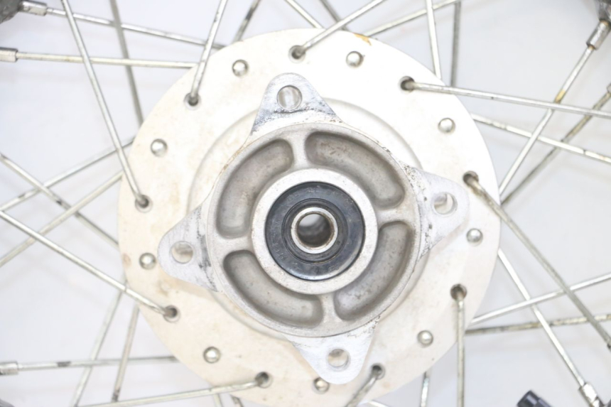 photo de JANTE ARRIÈRE ET PNEU HONDA CRF-F CRF F 110 (2019 - 2022)