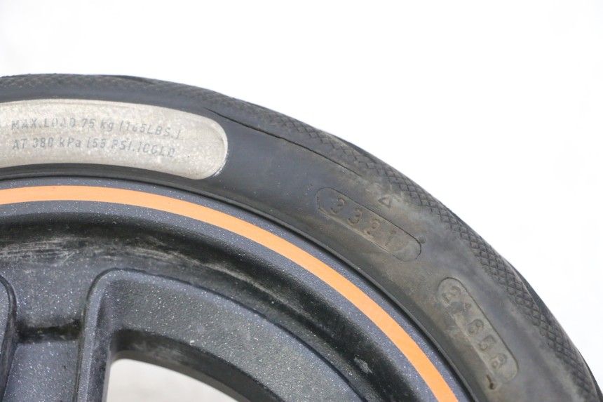 photo de JANTE ARRIÈRE ET PNEU SEGWAY NINEBOT F40E 1