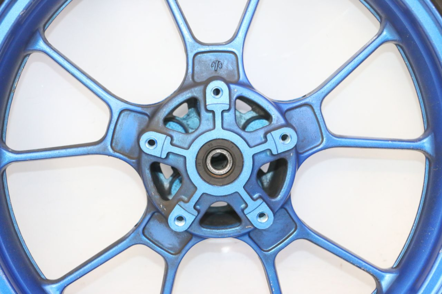 photo de JANTE ARRIÈRE ET PNEU STAHO FH 50 (2018 - 2019)