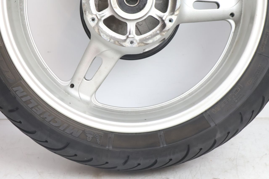 photo de JANTE ARRIÈRE ET PNEU YAMAHA FJR 1300 (2001 - 2005) - État de surface