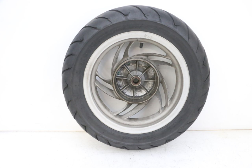 photo de JANTE ARRIÈRE ET PNEU PIAGGIO FLY 4T 50 (2013 - 2017) - Marquages et références