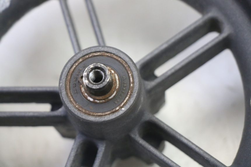 photo de JANTE ARRIÈRE ET PNEU XIAOMI MI PRO 2 1