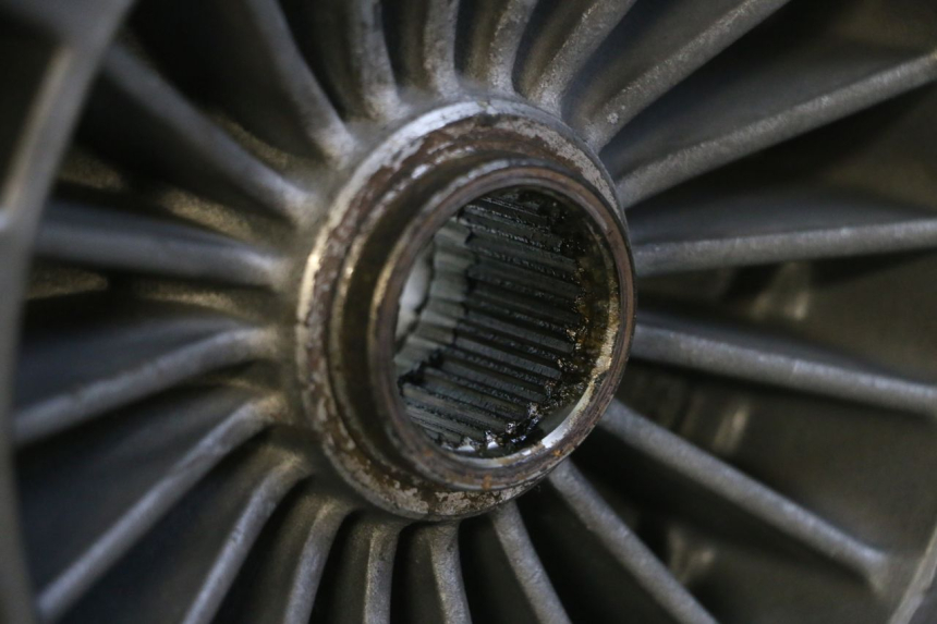 photo de JANTE ARRIÈRE ET PNEU PIAGGIO MP3 125 (2006 - 2014)