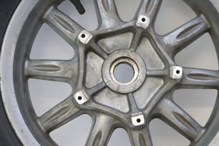 photo de JANTE ARRIÈRE ET PNEU PIAGGIO MP3 125 (2006 - 2014)