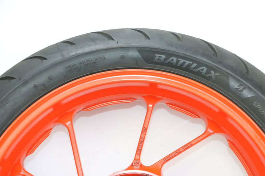 photo de JANTE ARRIÈRE ET PNEU YAMAHA MT-07 MT07 ABS 700 (2018 - 2020) - Marquages et références