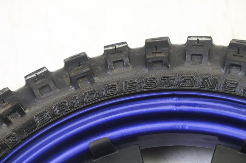 photo de JANTE ARRIÈRE ET PNEU YAMAHA PW 50 (1984 - 2020)