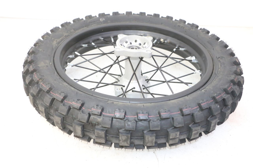 photo de JANTE ARRIÈRE ET PNEU APOLLO RFZ 125