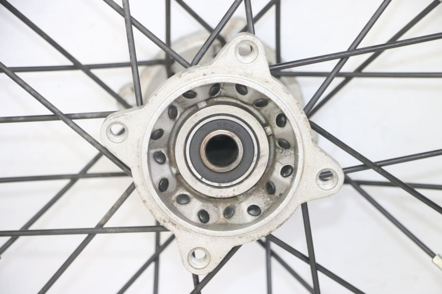 photo de JANTE ARRIÈRE ET PNEU APOLLO RXF 125