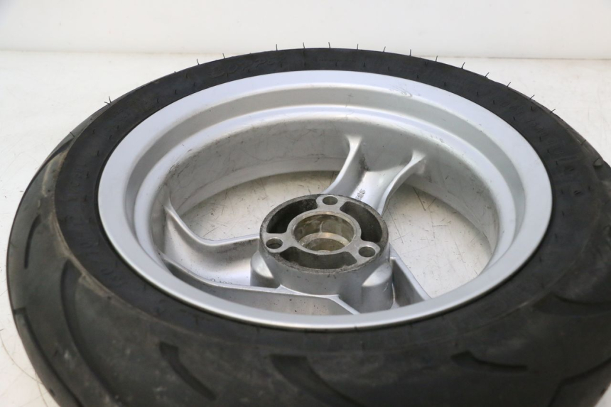 photo de JANTE ARRIÈRE ET PNEU PEUGEOT SPEEDFIGHT LC 50 (1996 - 2002) - Zoom état d’usage