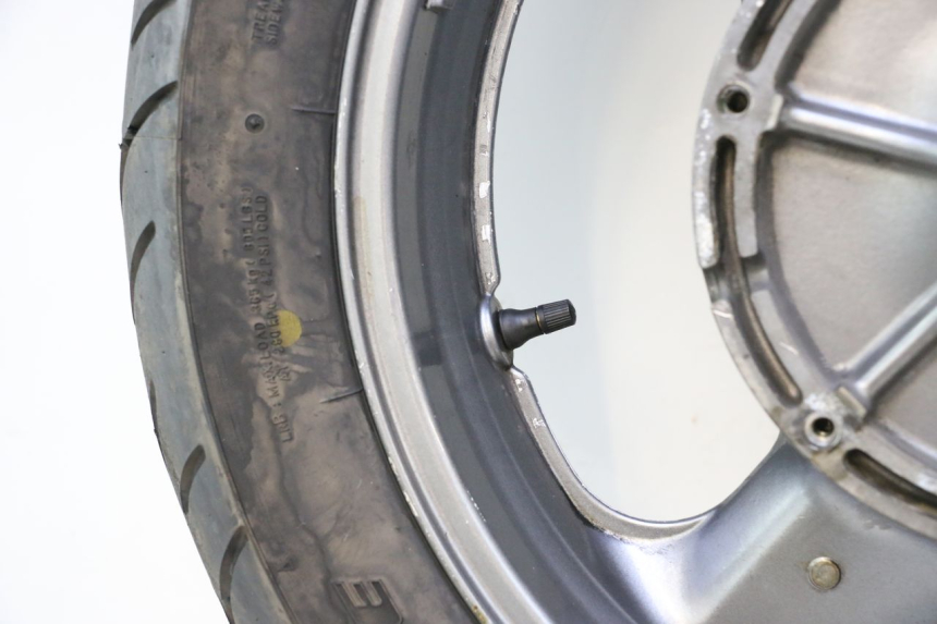 photo de JANTE ARRIÈRE ET PNEU HONDA ST PAN EUROPEAN 1100 (1990 - 2002) - Aperçu profil