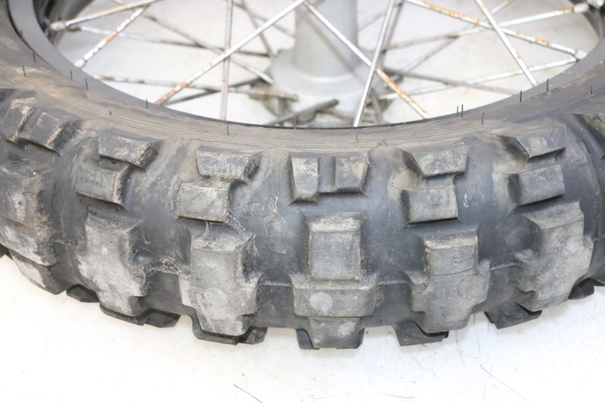 photo de JANTE ARRIÈRE ET PNEU KTM SUPERENDURO R 950 (2005 - 2009)