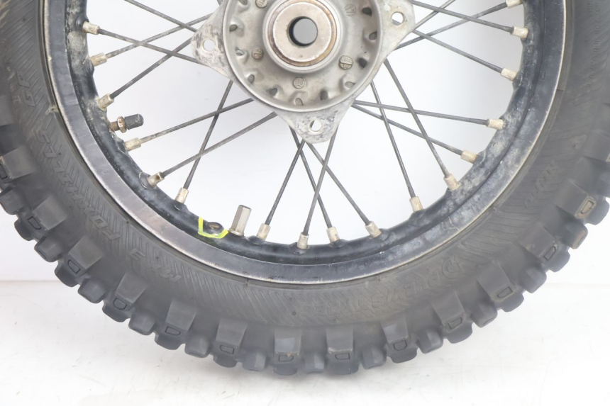 photo de JANTE ARRIÈRE ET PNEU KTM SX 85 (2018 - 2024) - Zoom état d’usage