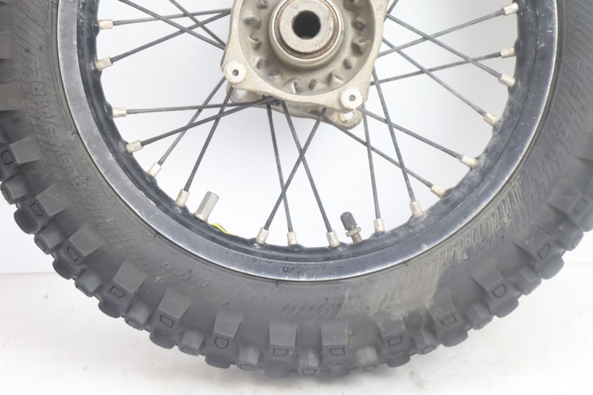 photo de JANTE ARRIÈRE ET PNEU KTM SX 85 (2018 - 2024) - Marquages et références