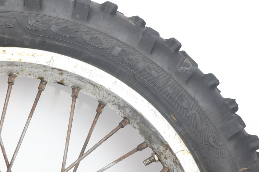 photo de JANTE ARRIÈRE ET PNEU HUSABERG TE 250 (2011 - 2014) - Zoom qualité