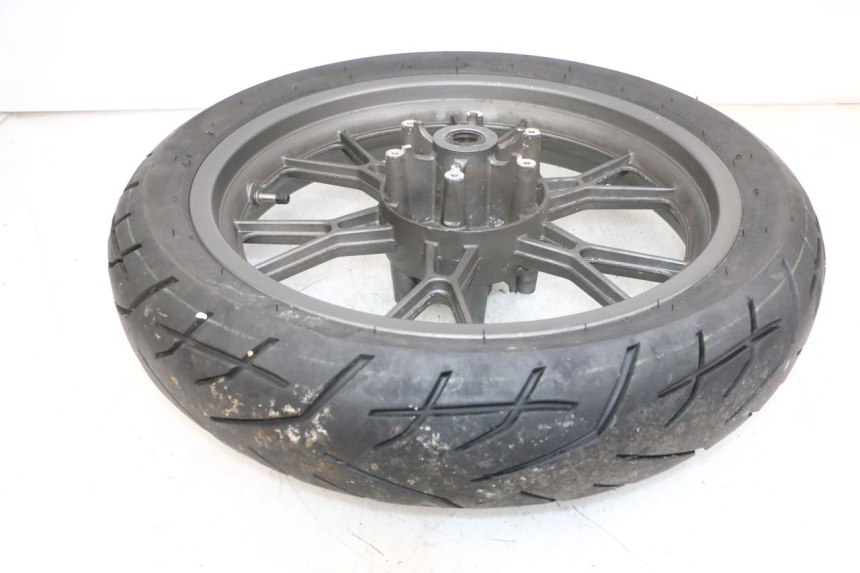 photo de JANTE ARRIÈRE ET PNEU KSR TR SM 50 (2015 - 2018) - Autre angle de vue