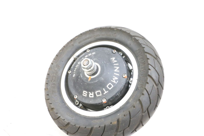 photo de JANTE ARRIÈRE ET PNEU DUALTRON VICTOR LIMITED 1