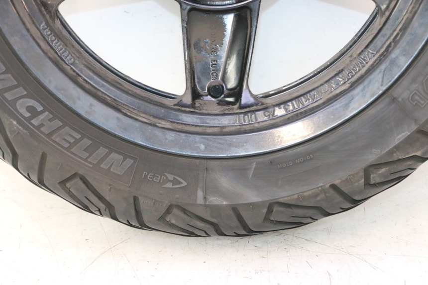 photo de JANTE ARRIÈRE ET PNEU YAMAHA X-MAX XMAX 125 (2010 - 2013) - Points de fixation