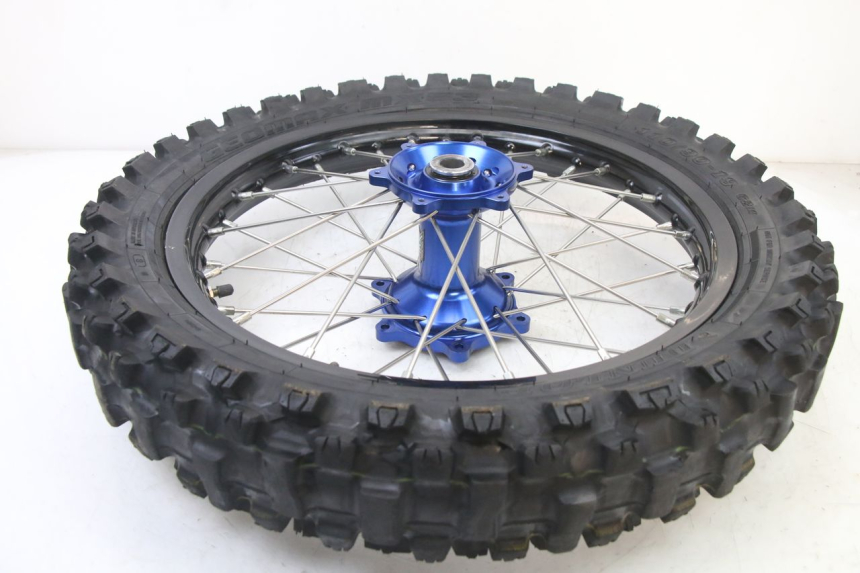 photo de JANTE ARRIÈRE ET PNEU YAMAHA YZ 125 (2006 - 2016)