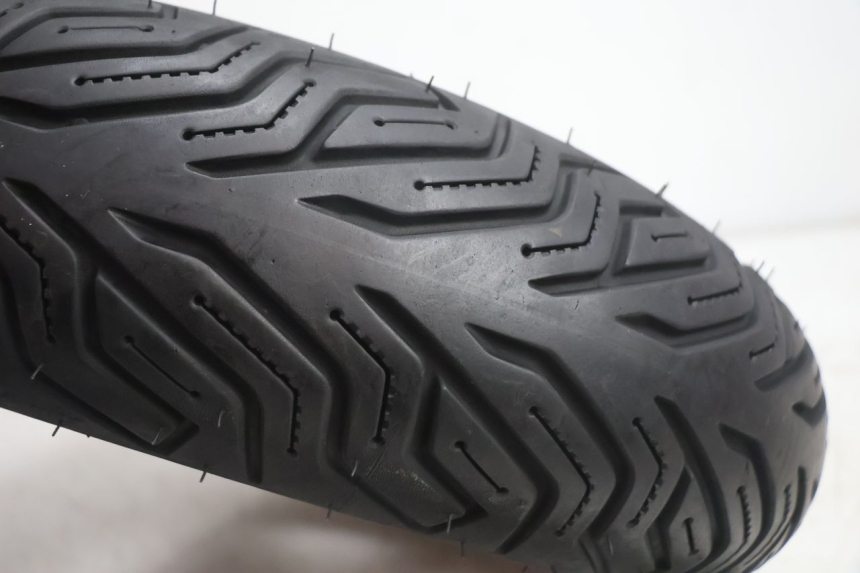 photo de JANTE ARRIÈRE ET PNEU YAMAHA YP MAJESTY 125 (2002 - 2006) - Aperçu profil