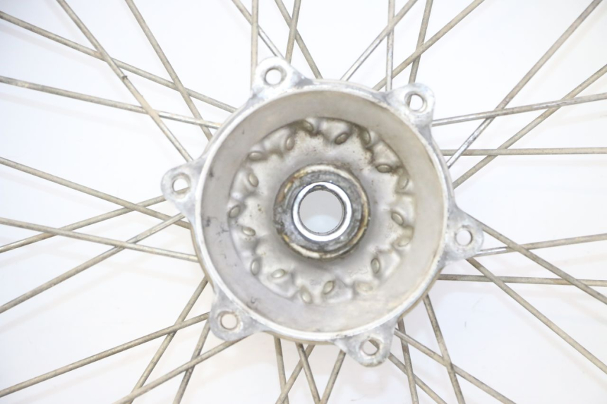 photo de JANTE ARRIÈRE ET PNEU YAMAHA YZ-F YZF 250 (2014 - 2018)